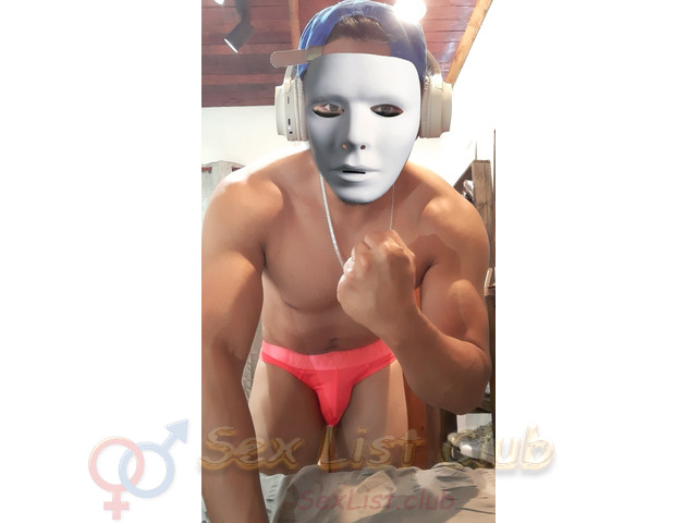 Dos chicos de gym listos para darte el mejor de los placeres